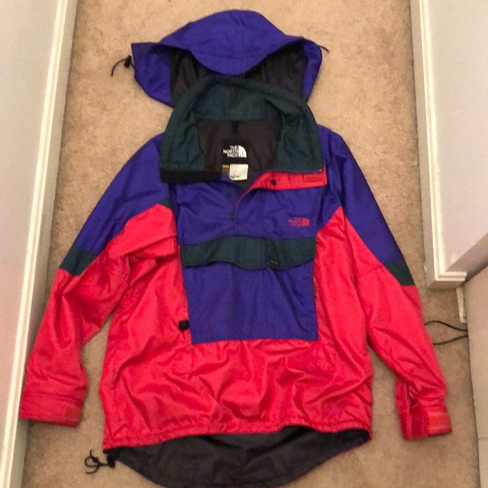 Vintage Gore Tex North Face pullover half zip jacket.
